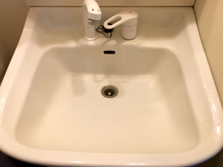 蛇口型浄水器で叶える家庭の美味しく安全な水と快適なキッチンライフ