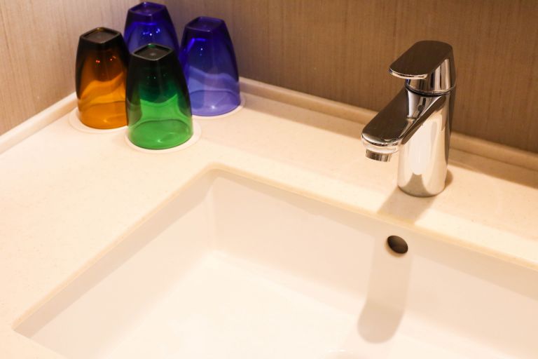 知られざる浄水器の真実と驚きの健康効果とは